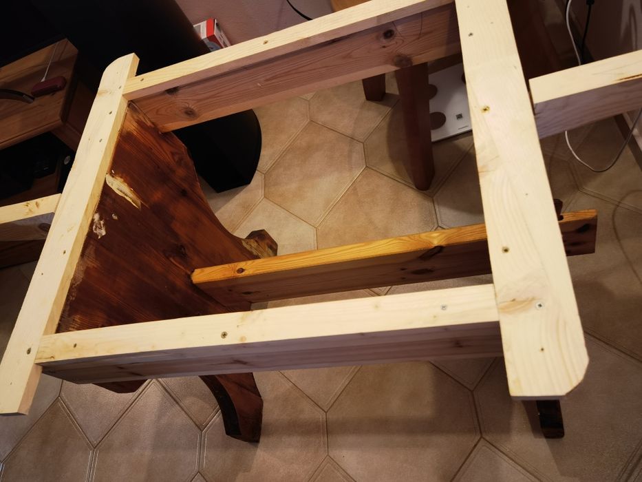 Стойка/Крака основа за маса от масив