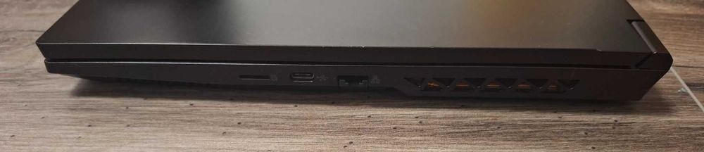 Лаптоп Геймърски Medion | I5 12450H | 64GB RAM | 2TB SSD | RTX 3050