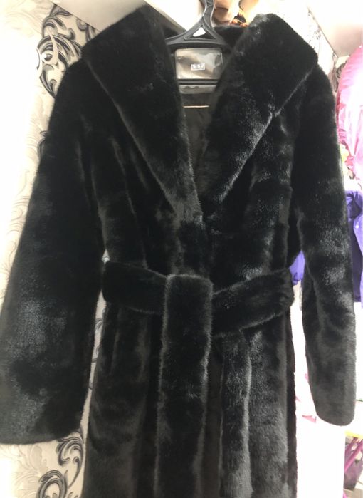 Продам новую эко шубу