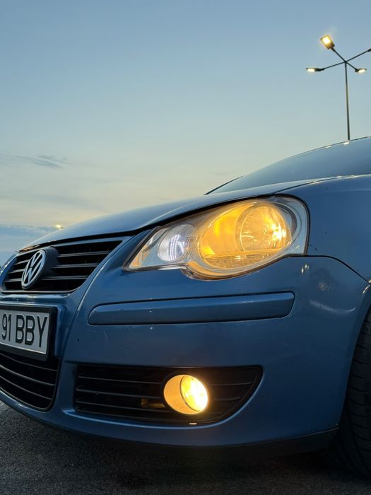 Vând polo 9n an 2007