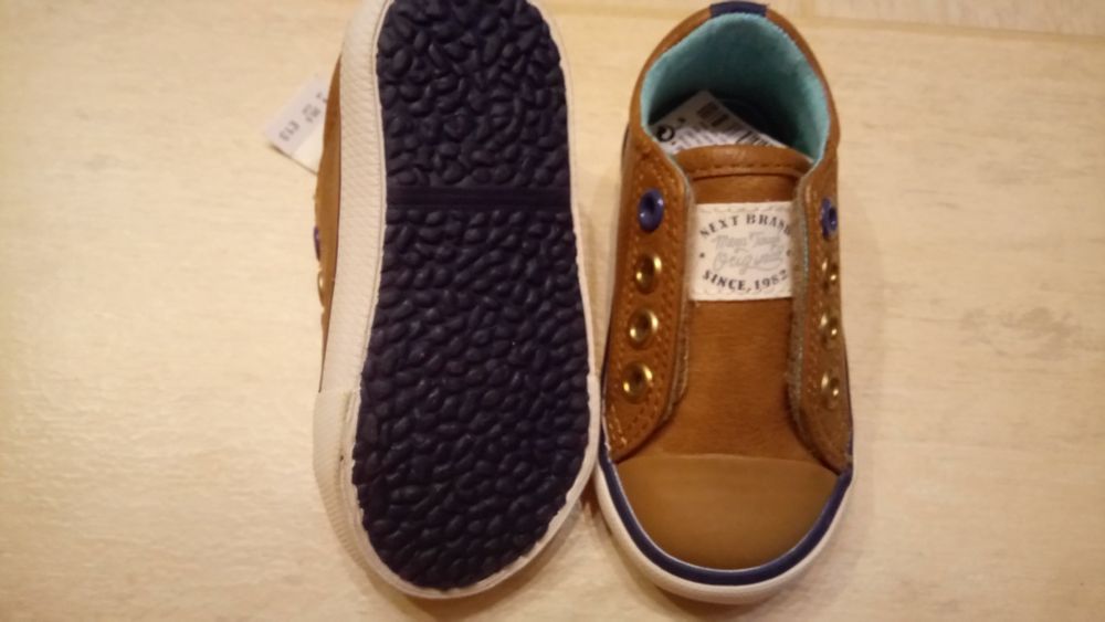 Next N20. 5 (C4) & Primark N23 (C6) детски обувки