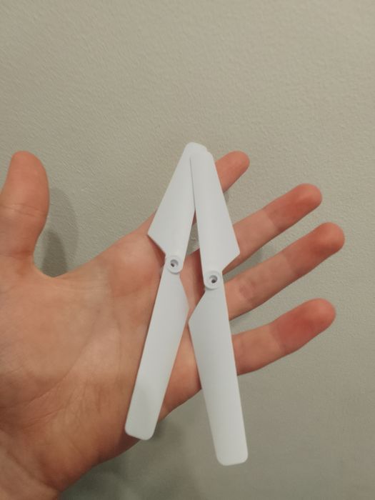 Дрон/квадракоптер продаю не дорого