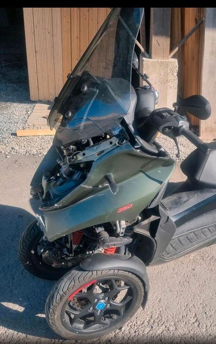Reparații piaggio MP3/yamaha tricity /peugeot metropolis