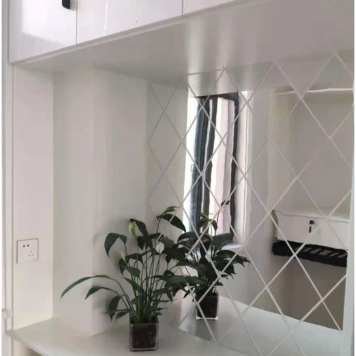 Комплект от 32 самозалепващи се акрилни огледала , 50x100 см