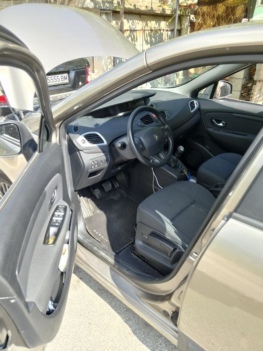 Renault scenic 1.9.