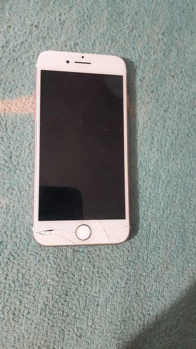 Vând iphone 7 fără icloud cu husa