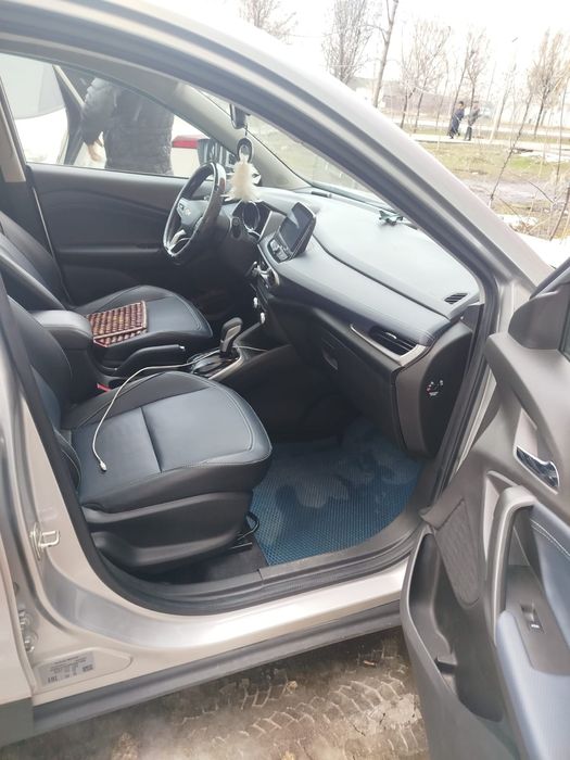 Автомобиль Chevrolet tracker