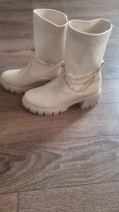 Дамски зимни боти