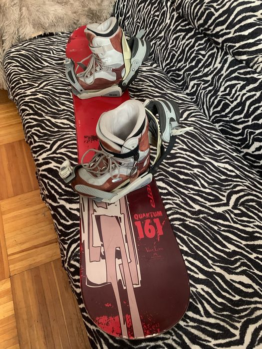 Сноуборд: доска, ботинки, крепления