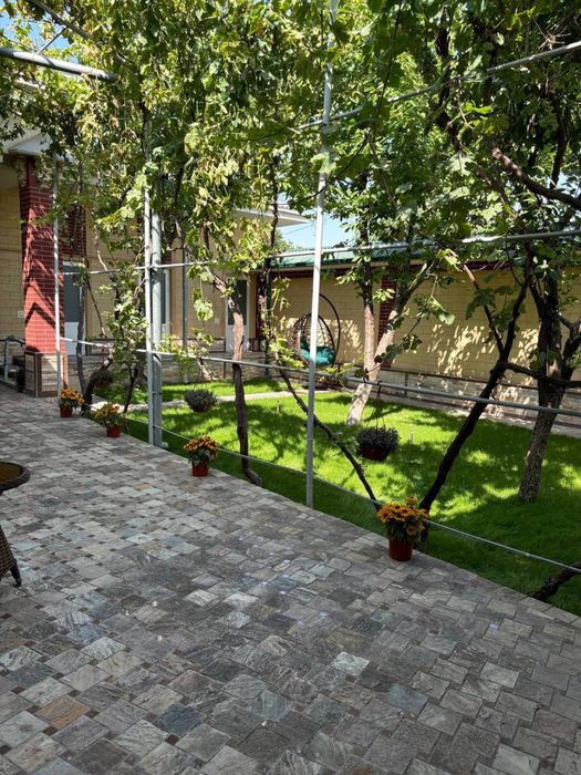 Продается дом на земле 3.3 соток Узбум Шумиловский городок