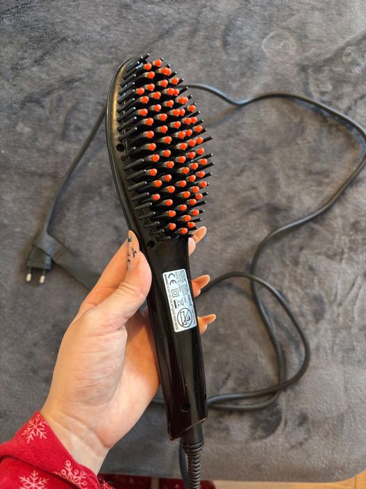 Perie electrica de indreptat parul Corioliss
