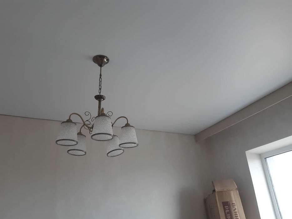 Современные натяжные потолки под ключ