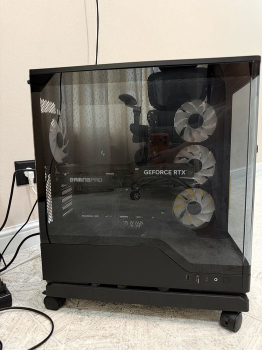 Процессор AMD Ryzen 7 9800X3D