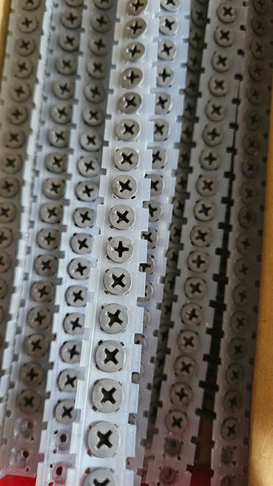 Surube in banda, surube pe banda pentru masinile de insurubat