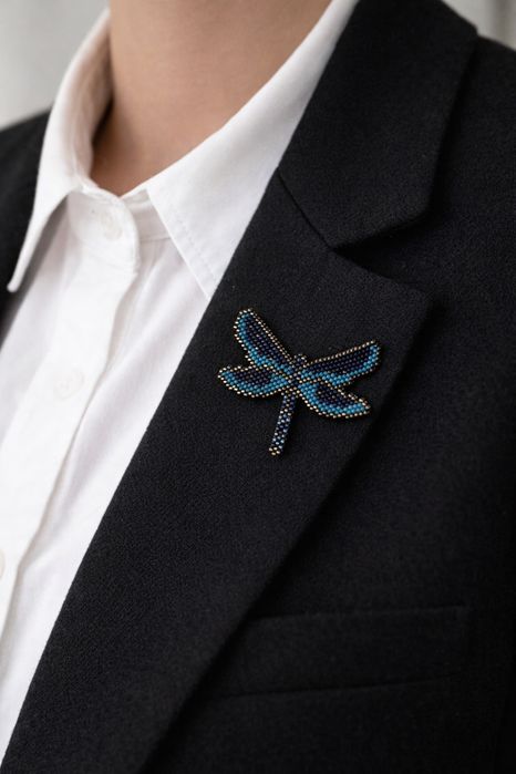 Brosa libelula handmade din margele miyuki