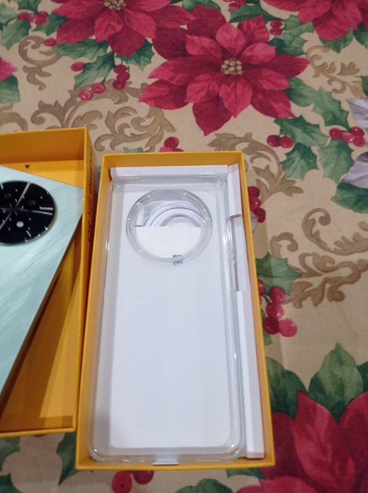 Продавам Realme 12x5G