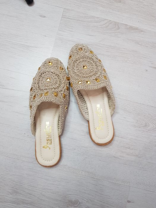 Плетени дамски чехли