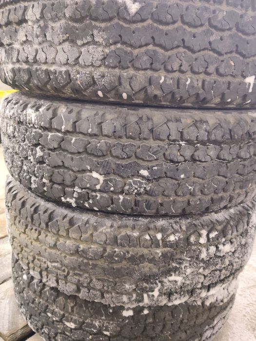 Всесезонная покрышка