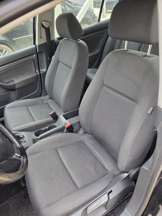 VW Golf 5 1.9 TDI (НА ЧАСТИ)