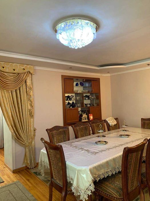 На Ц-1 сдается в аренду своё 4 ком. кв.