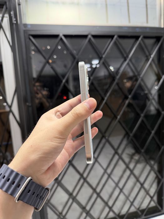 iPhone 15 Pro 256GB