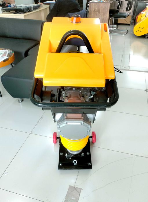 Вибротрамбовка кенгуру бензинли   HCR110B купить в Ташкенте