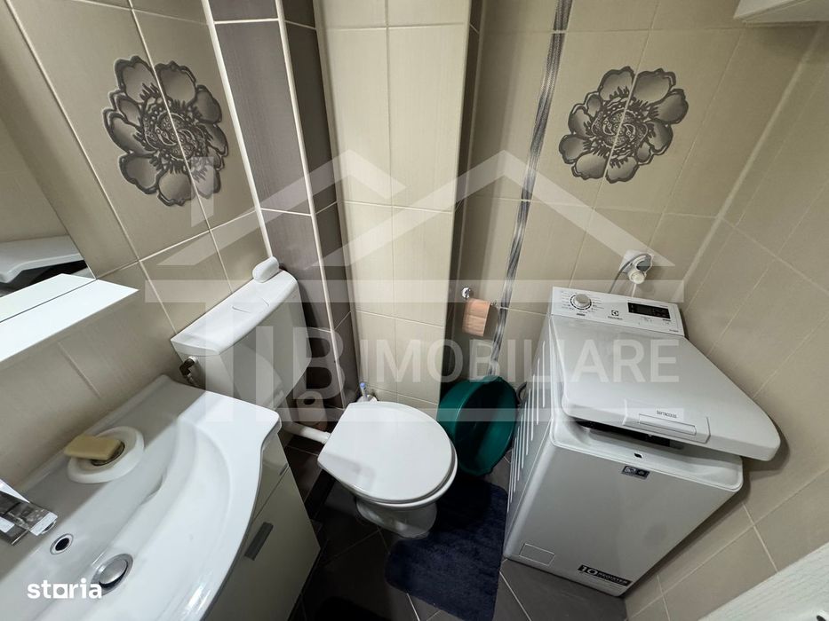 Apartament cu 3 camere, 65mp, parcare, Zona Unirii