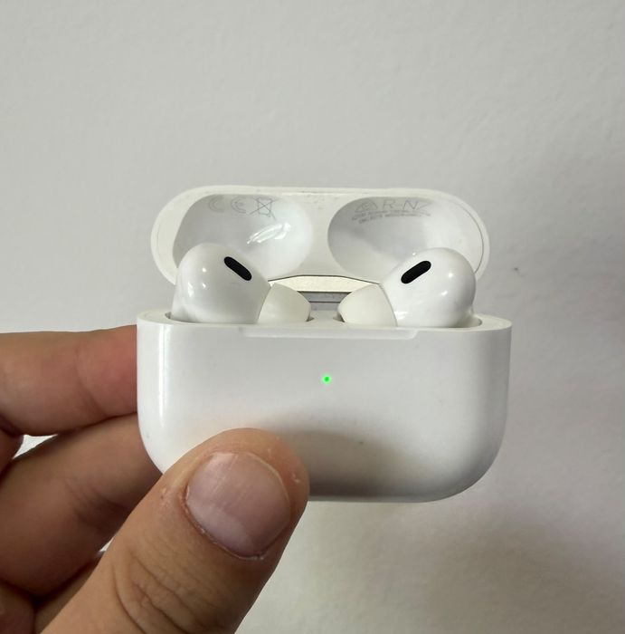 AirPods Pro 2 Apple