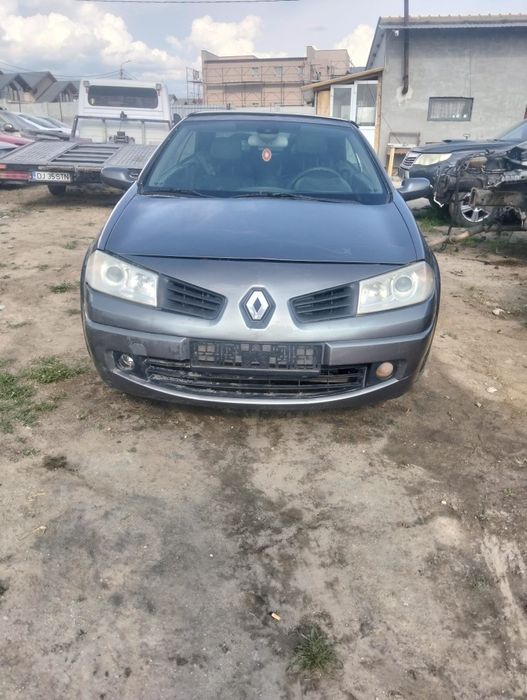 Dezmembrez Renault Megane 2 cabrio