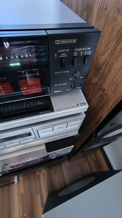 Vând Deck Aiwa F770