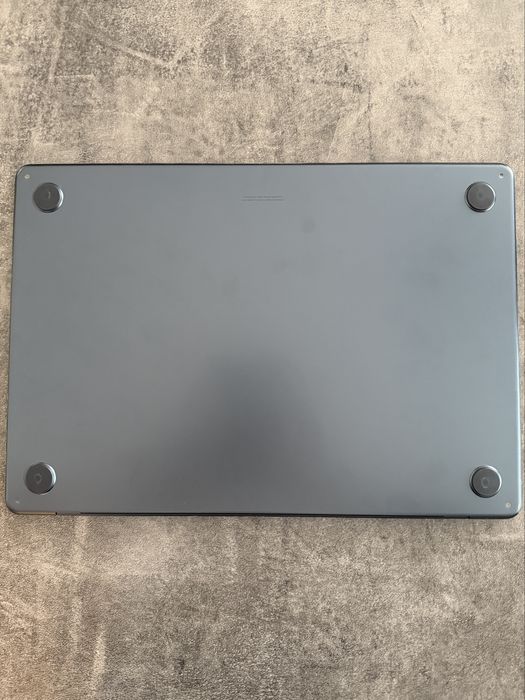 Macbook Air M3 16/512