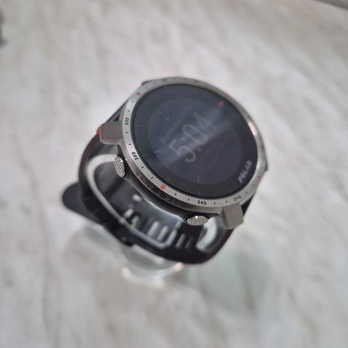 Ceas smartwatch Polar Grit XPro Titan La Cutie Negru Zeus Amanet 31605