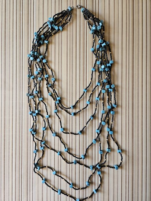 Бусы из натуральных камней