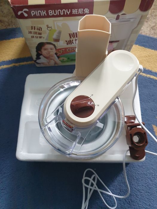 Продам мороженницу,новая.