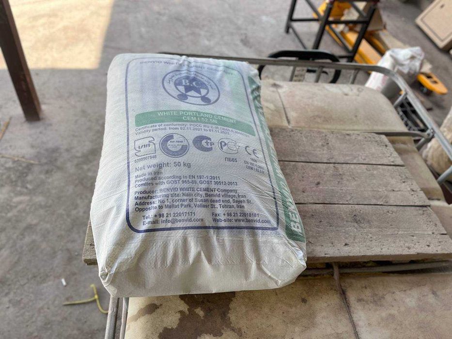 Продам белый цемент, М600