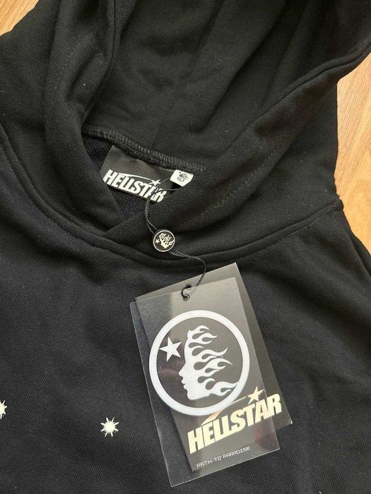Hanorac Hellstar cu eticheta (nu Nike, Gucci, Adidas, Balenciaga)