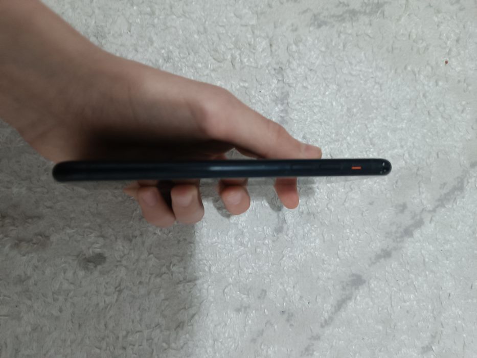 Продам айфон Xp на 64гб