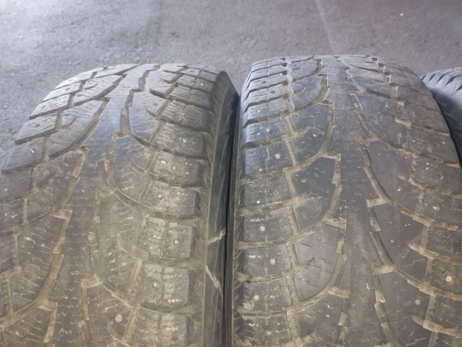 Hankook 285/65  /17