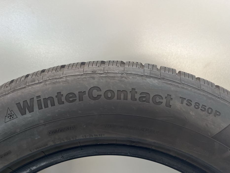 Зимни гуми 235/65/18 Continental