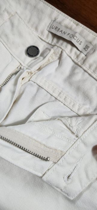 jenfer va shim sotiladi