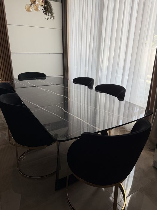 Vand masa dining cu 6 scaune Divani & sofa