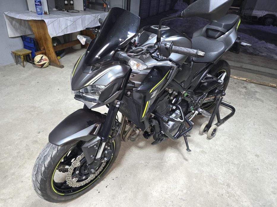 Продам мотоцикл kawasaki Z900