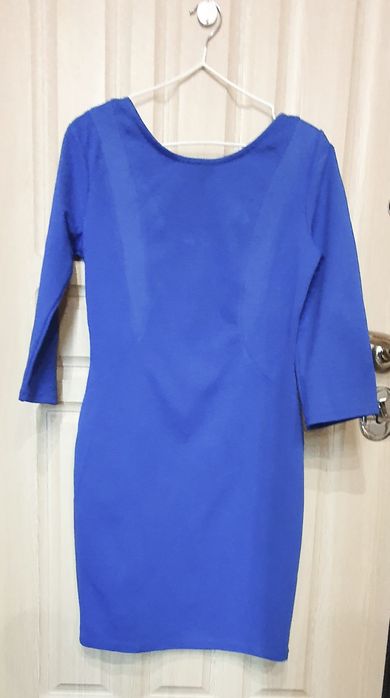 Платье футляр  .