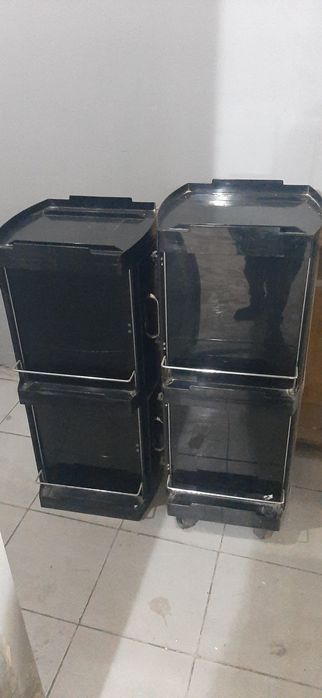 Парекмахерсие принадлежности и косметология  смотрите все фото