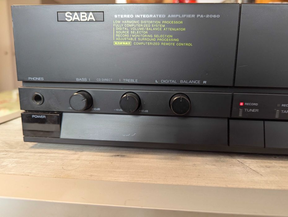 Продавам работещ усилвател SABA PA-2060