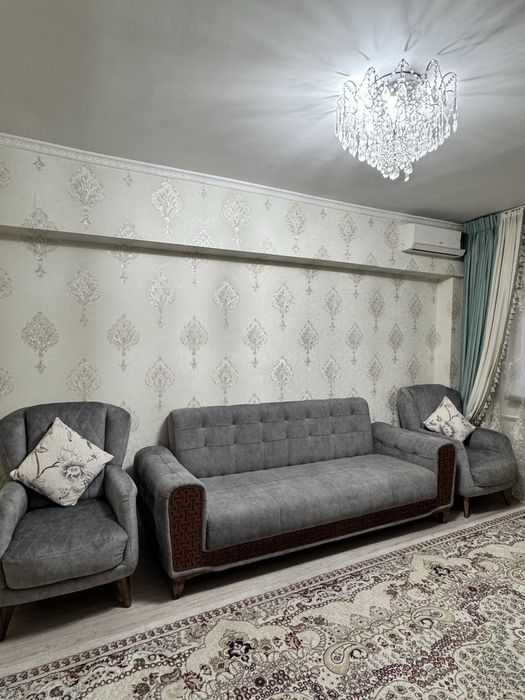 Диван с креслами