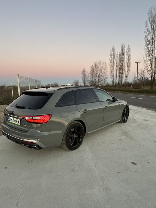 Audi A4 2021 S-line.