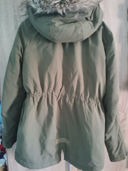 Яке, парка, елек, жилетка.