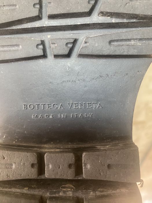 Продам обувь челси