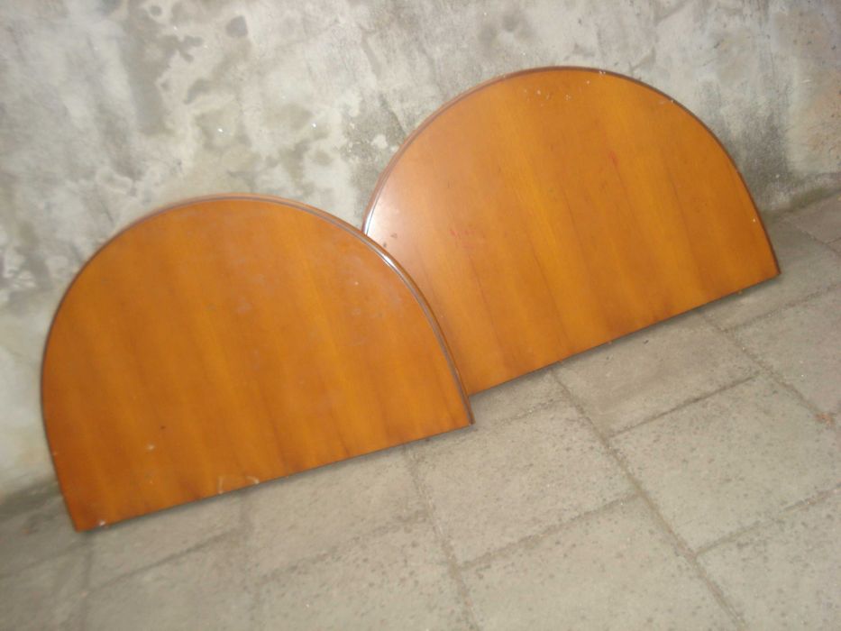 MASA ovala/rotunda vintage LUDOVIC lemn masiv lucrata manual ARTA